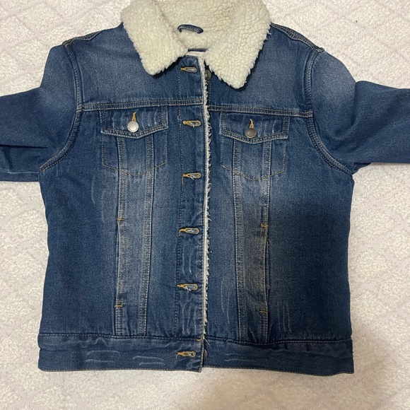 Ashley Vintage Charm Fur lined Jean Jacket. Women’s Medium - Picture 13 of 15